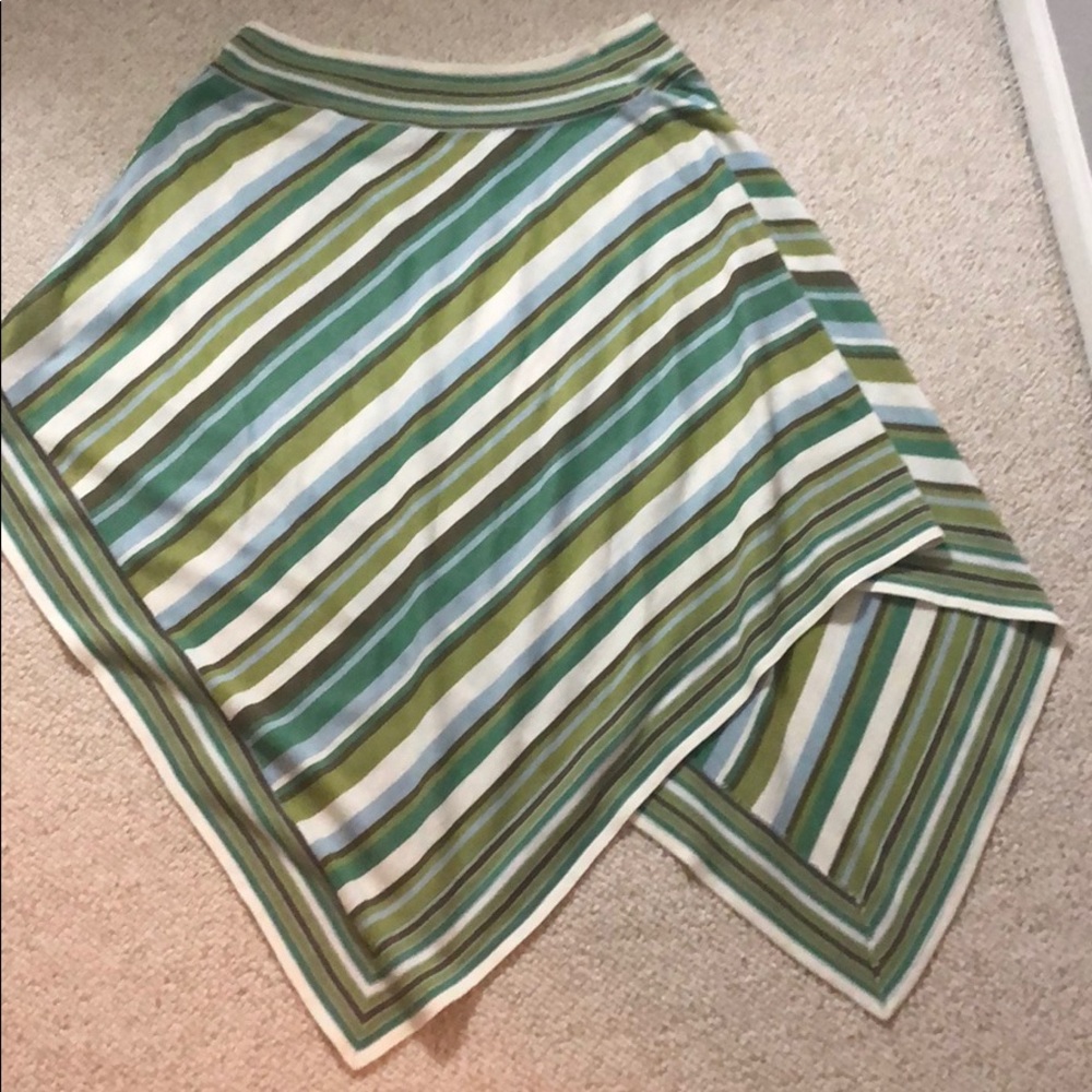 Bcbg light weight poncho sweater